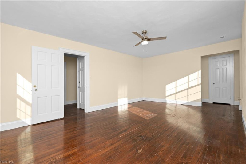 Photo 25 of 48 rental for rent in Norfolk virginia