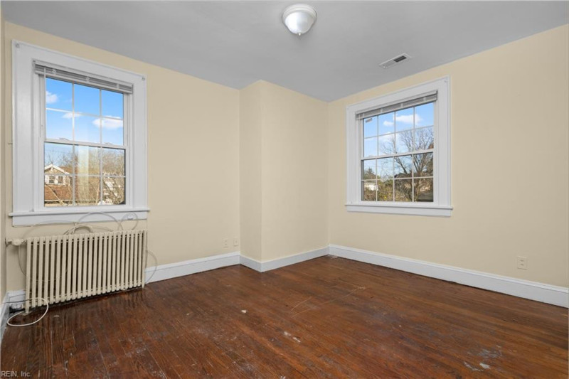 Photo 31 of 48 rental for rent in Norfolk virginia
