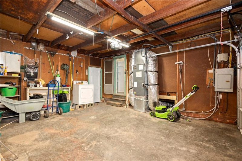 Photo 34 of 48 rental for rent in Norfolk virginia