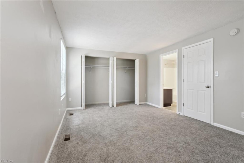 Photo 14 of 25 residential for sale in Hampton virginia