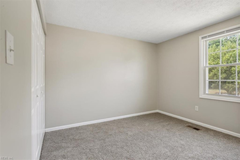 Photo 17 of 25 residential for sale in Hampton virginia