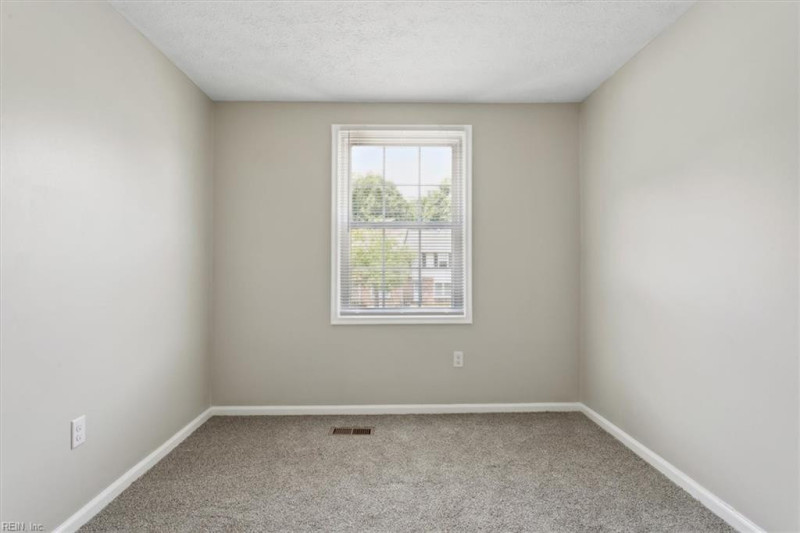 Photo 19 of 25 residential for sale in Hampton virginia