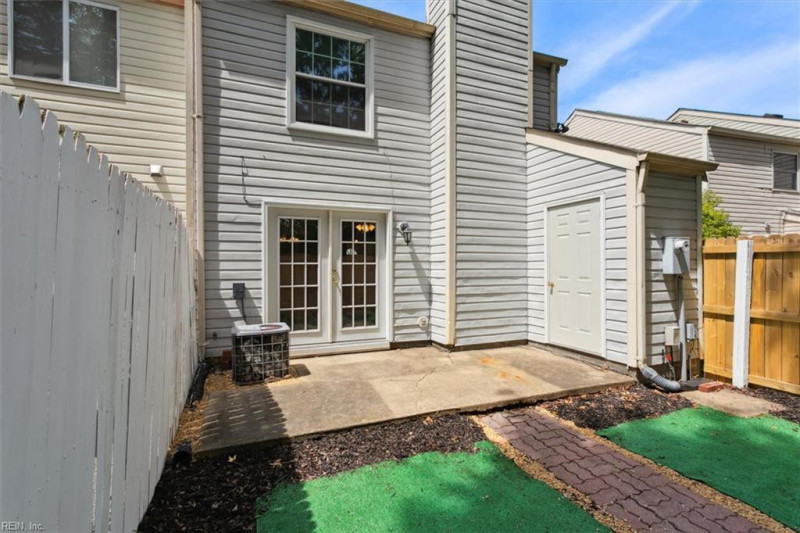 Photo 24 of 25 residential for sale in Hampton virginia
