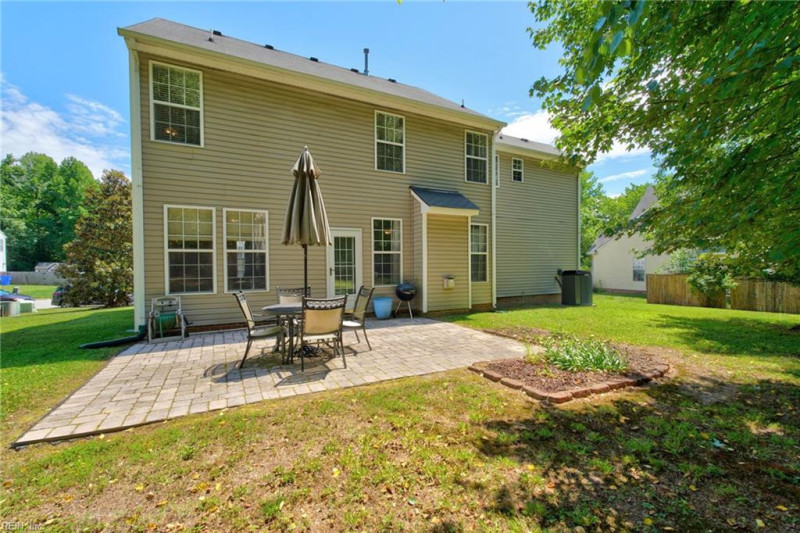Photo 34 of 38 residential for sale in Suffolk virginia