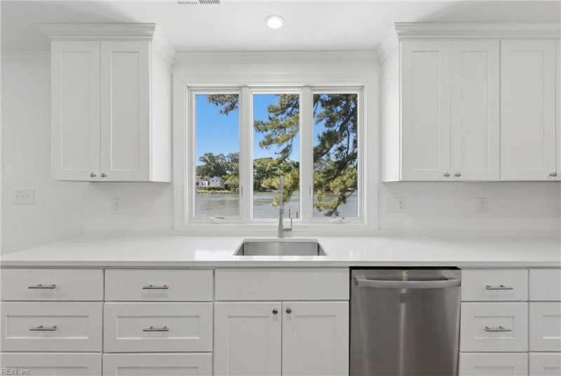 Photo 15 of 48 residential for sale in Norfolk virginia