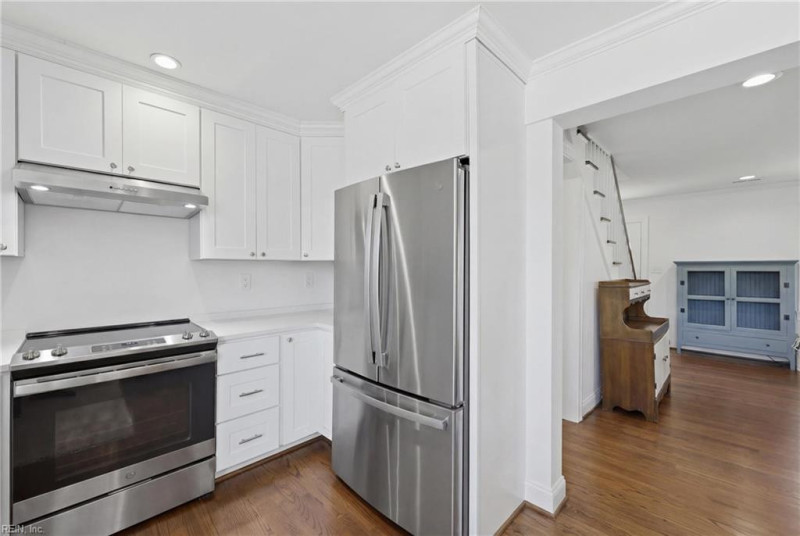 Photo 17 of 48 residential for sale in Norfolk virginia
