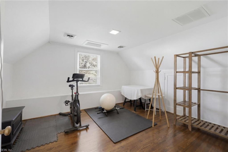 Photo 26 of 48 residential for sale in Norfolk virginia