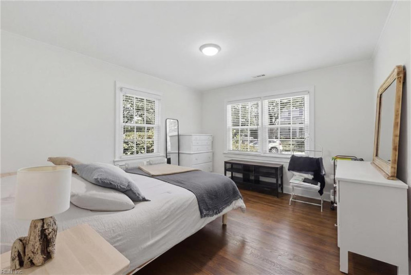 Photo 27 of 48 residential for sale in Norfolk virginia