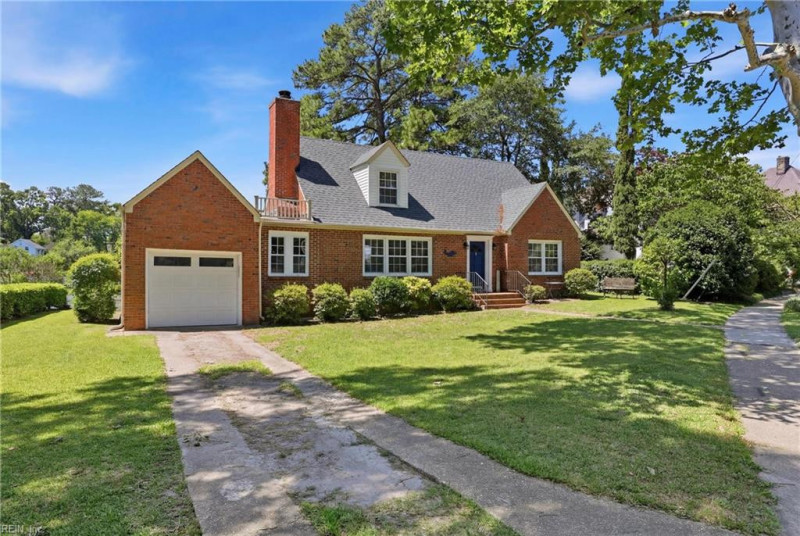 Photo 3 of 48 residential for sale in Norfolk virginia