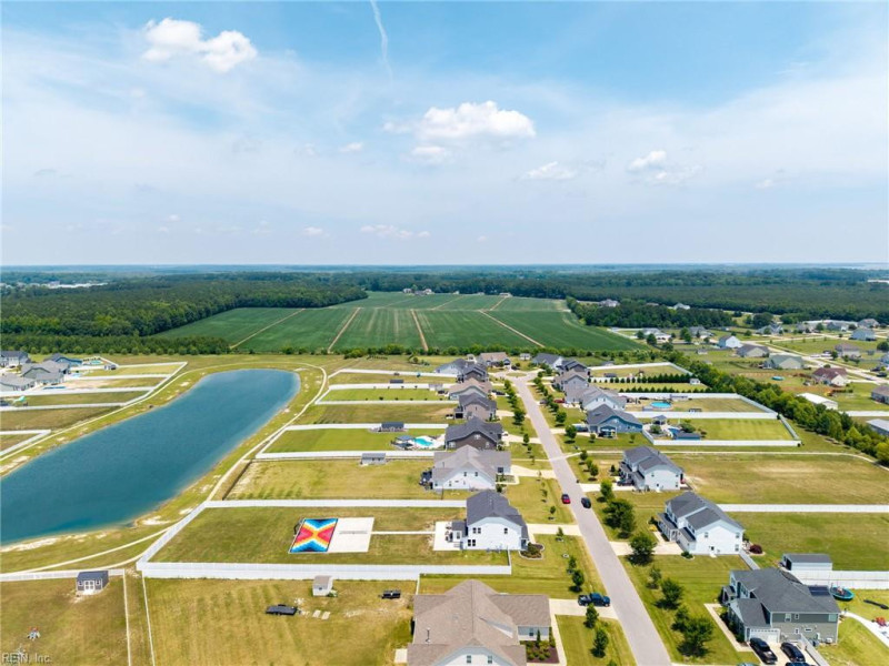 Photo 47 of 49 residential for sale in Moyock virginia