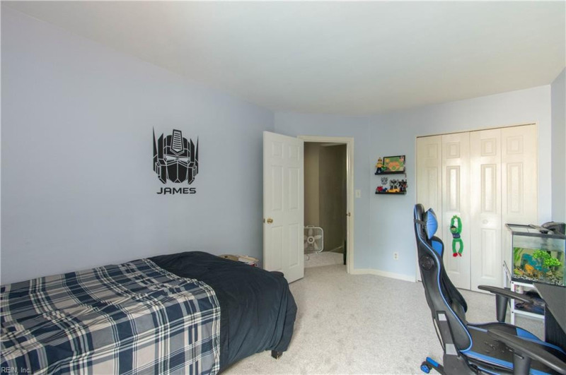 Photo 20 of 29 residential for sale in Suffolk virginia