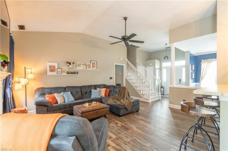 Photo 5 of 29 residential for sale in Suffolk virginia