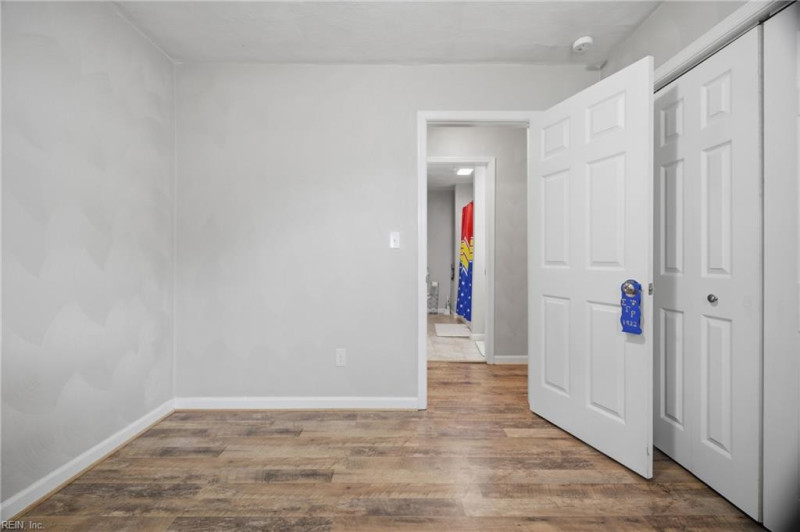 Photo 19 of 33 residential for sale in Hampton virginia