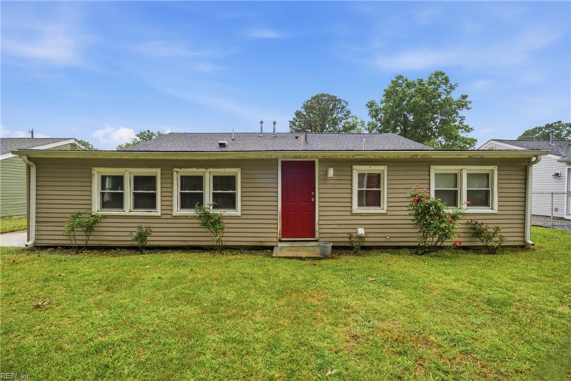 Photo 28 of 33 residential for sale in Hampton virginia