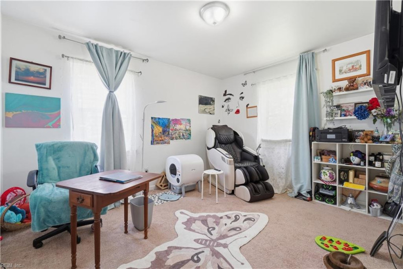 Photo 16 of 28 residential for sale in Hampton virginia