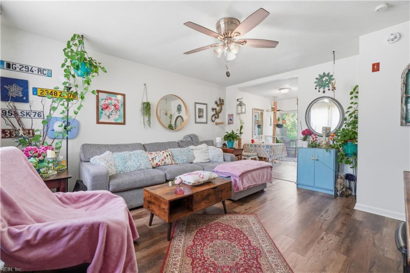 Photo 5 of 28 residential for sale in Hampton virginia