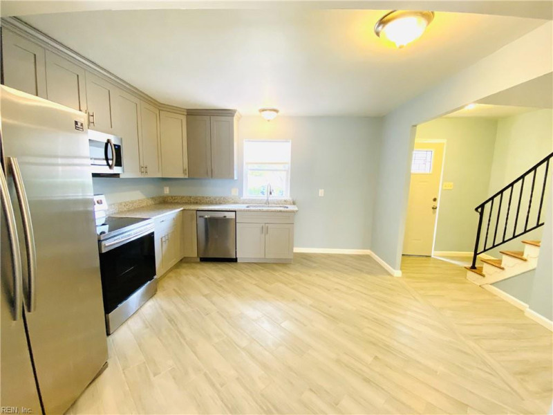 Photo 10 of 22 residential for sale in Virginia Beach virginia
