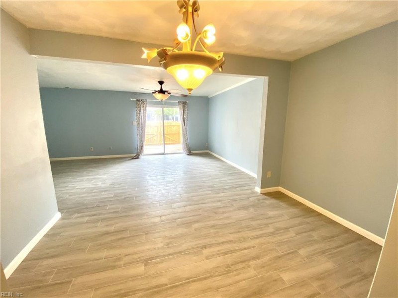 Photo 15 of 22 residential for sale in Virginia Beach virginia