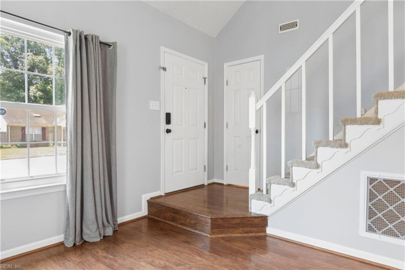 Photo 3 of 36 residential for sale in Hampton virginia Photo 3 of 36 residential for sale in Hampton virginia
