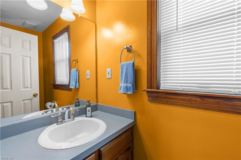 Photo 24 of 48 residential for sale in Chesapeake virginia