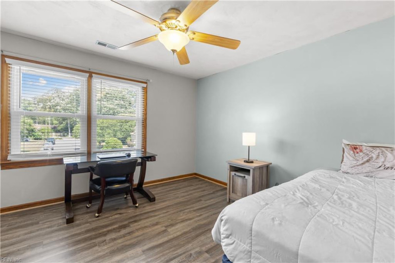 Photo 30 of 48 residential for sale in Chesapeake virginia