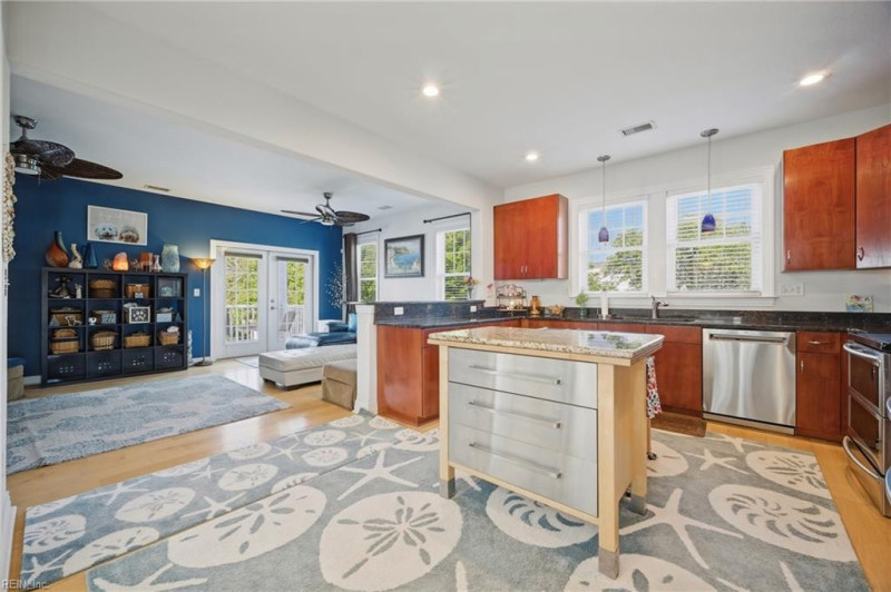 Photo 4 of 51 residential for sale in Norfolk virginia Photo 4 of 51 residential for sale in Norfolk virginia