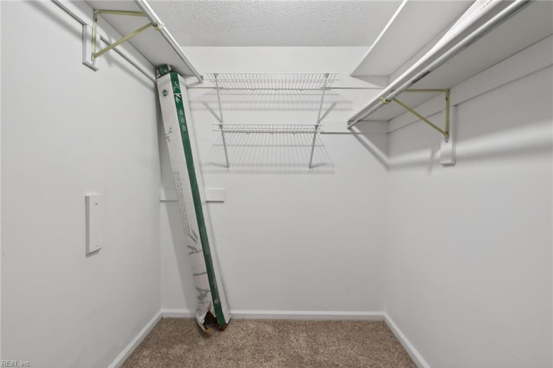 Photo 11 of 32 residential for sale in Virginia Beach virginia