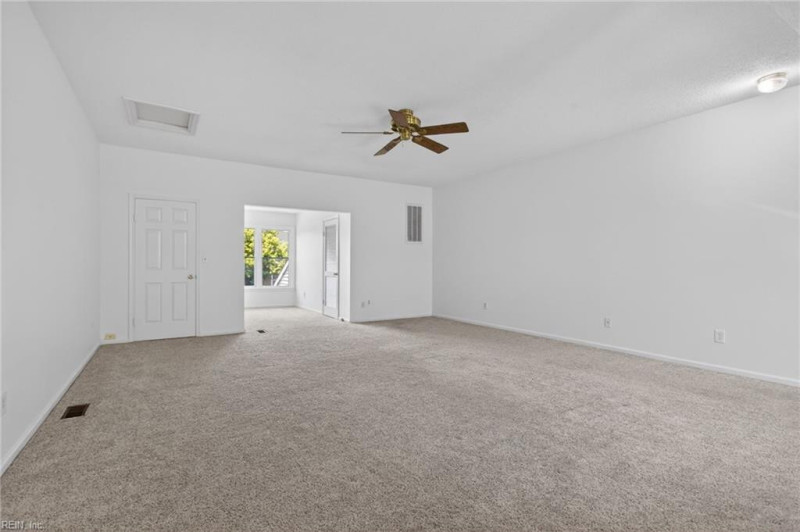 Photo 19 of 32 residential for sale in Virginia Beach virginia