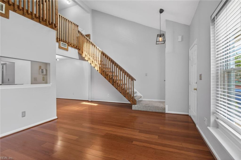 Photo 31 of 32 residential for sale in Virginia Beach virginia