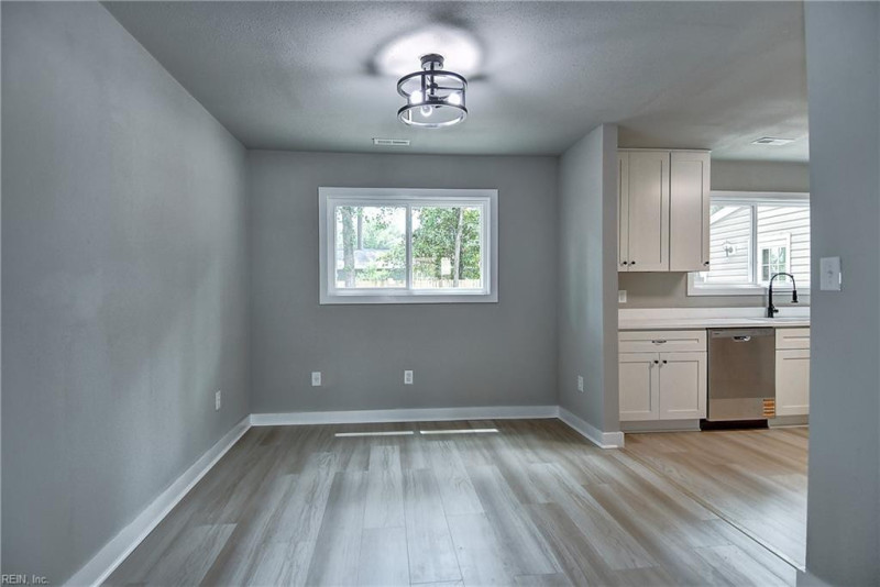 Photo 16 of 50 residential for sale in Virginia Beach virginia