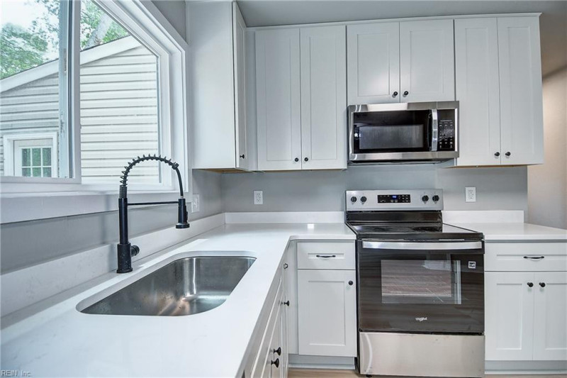 Photo 19 of 50 residential for sale in Virginia Beach virginia