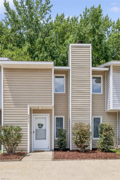 Photo 1 of 26 residential for sale in Chesapeake virginia