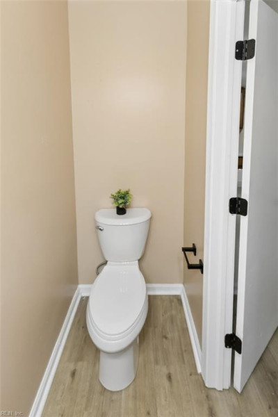 Photo 12 of 26 residential for sale in Chesapeake virginia