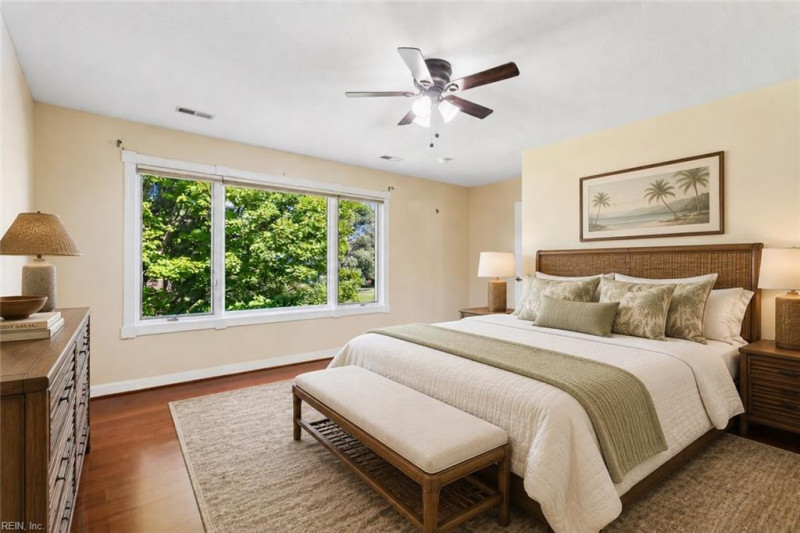 Photo 27 of 39 residential for sale in Hampton virginia