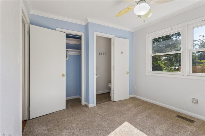 Photo 21 of 42 residential for sale in Hampton virginia
