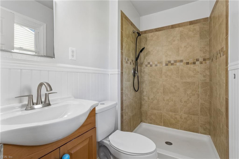 Photo 29 of 42 residential for sale in Hampton virginia