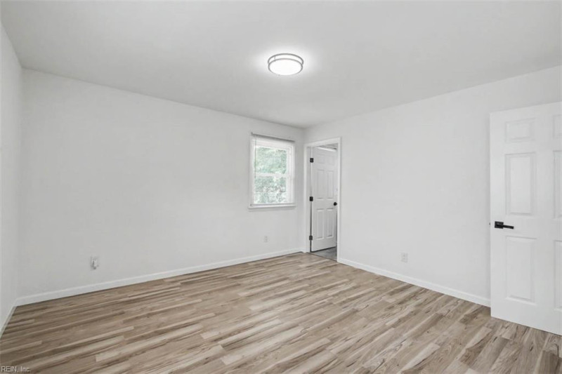 Photo 19 of 29 residential for sale in Norfolk virginia