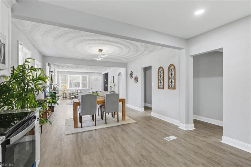 Photo 13 of 26 residential for sale in Norfolk virginia