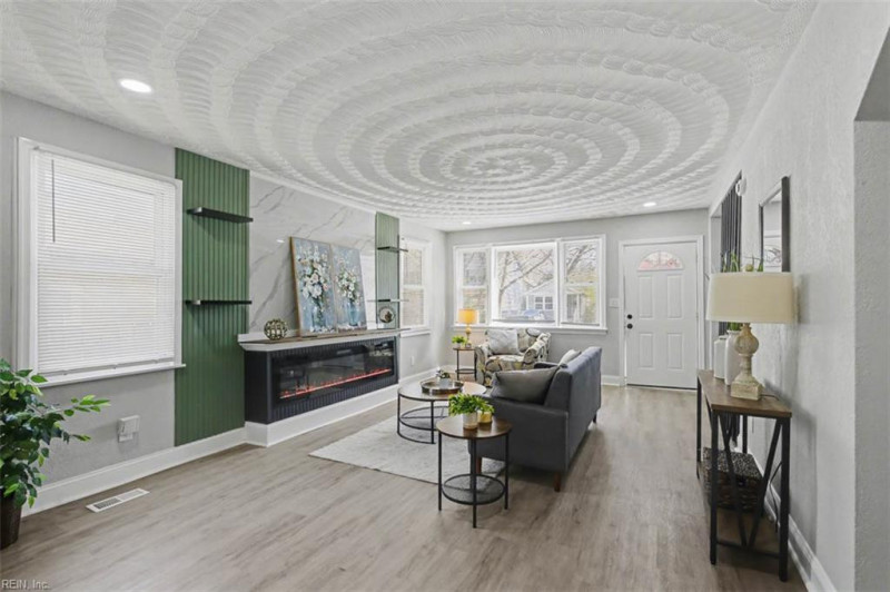 Photo 7 of 26 residential for sale in Norfolk virginia