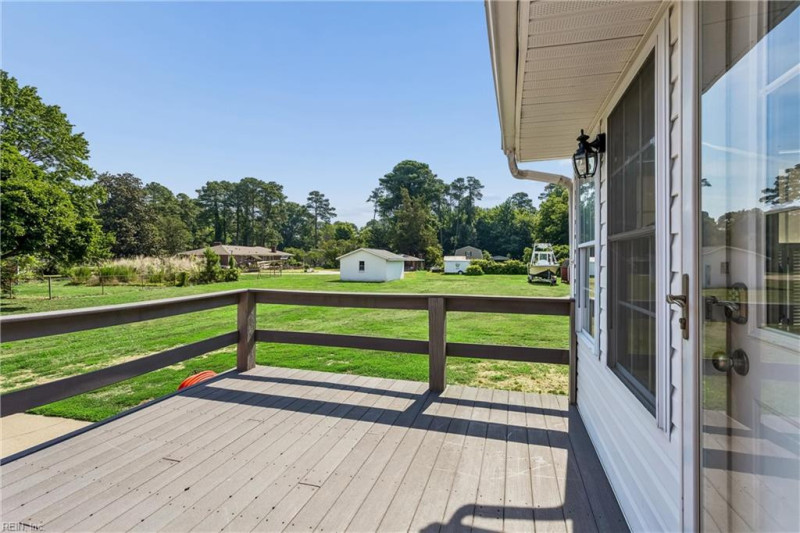 Photo 35 of 44 residential for sale in Poquoson virginia