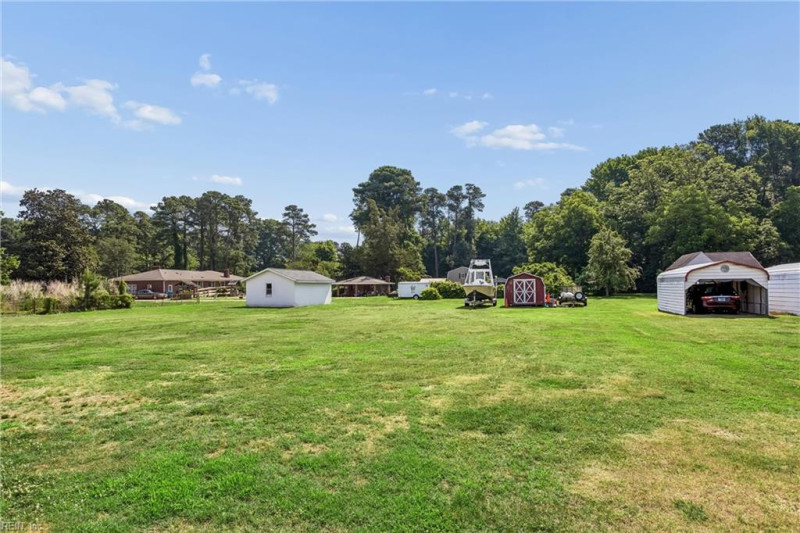 Photo 39 of 44 residential for sale in Poquoson virginia