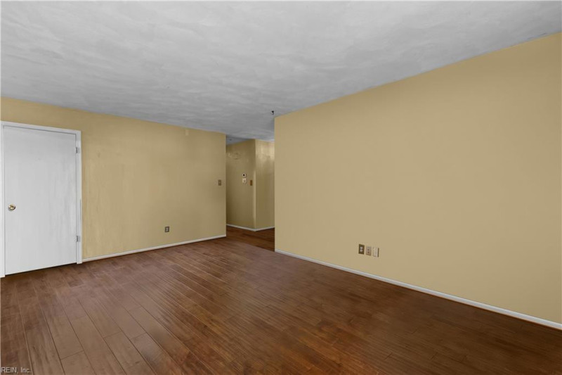 Photo 4 of 19 residential for sale in Virginia Beach virginia Photo 4 of 19 residential for sale in Virginia Beach virginia