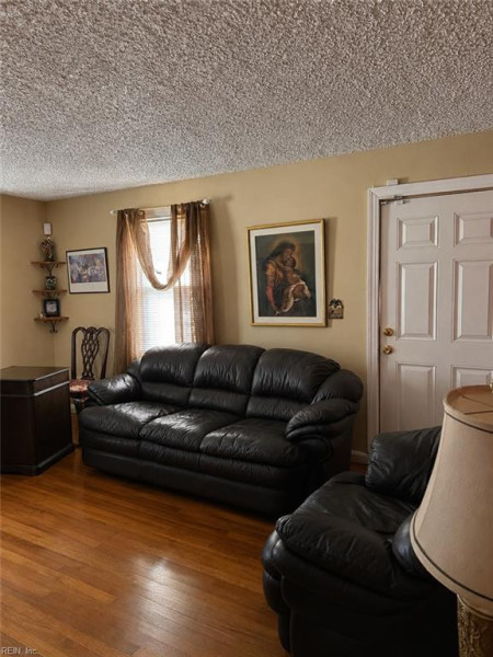 Photo 4 of 12 residential for sale in Newport News virginia Photo 4 of 12 residential for sale in Newport News virginia