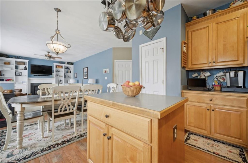 Photo 11 of 50 residential for sale in Isle of Wight County virginia