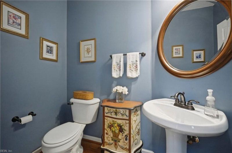 Photo 18 of 50 residential for sale in Isle of Wight County virginia