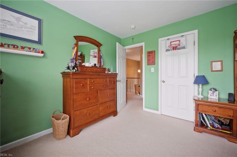 Photo 24 of 50 residential for sale in Isle of Wight County virginia