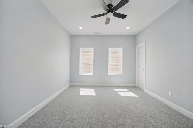 Photo 18 of 22 residential for sale in Norfolk virginia