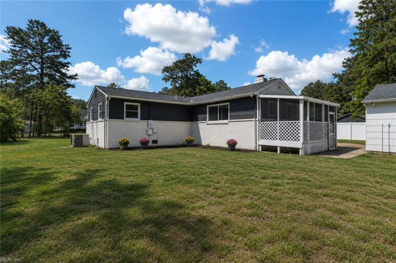 Photo 27 of 43 residential for sale in Chesapeake virginia