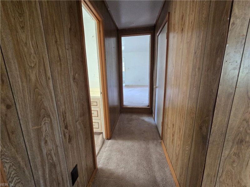 Photo 23 of 37 residential for sale in Suffolk virginia