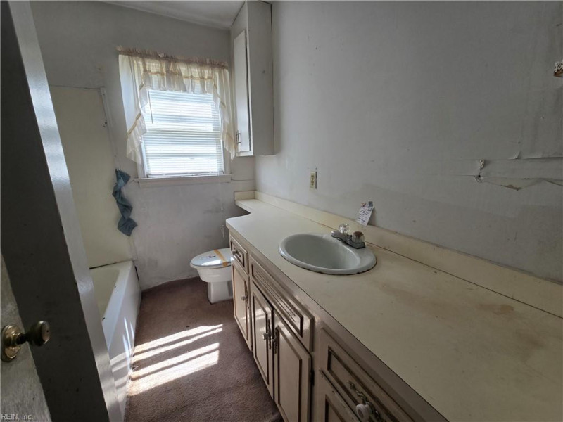 Photo 24 of 37 residential for sale in Suffolk virginia